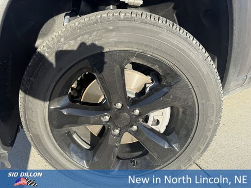 New 2025 Jeep Grand Cherokee L Altitude image 7