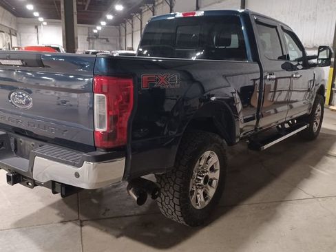 Used 2018 Ford F250 Lariat w/ Chrome Package image 2