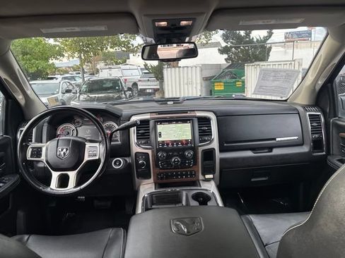 Used 2018 RAM 3500 Laramie AWD/4WD image 38