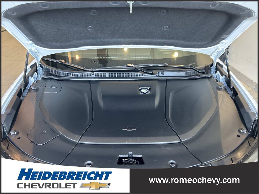 Used 2024 Chevrolet Blazer EV LT AWD/4WD image 9