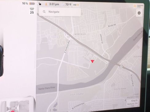 Used 2024 Tesla Model Y Long Range image 13