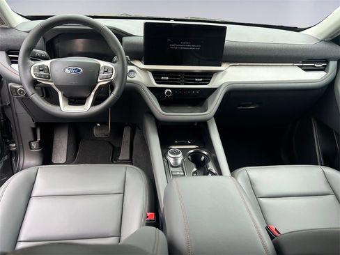 New 2025 Ford Explorer Active w/ Active Comfort Package image 12