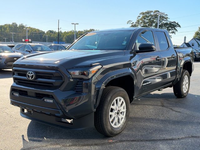 Used 2025 Toyota Tacoma SR5 AWD/4WD image 8