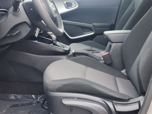 Used 2024 Kia Soul LX w/ Option Group 015 image 21