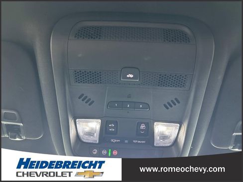 Certified 2023 Cadillac XT6 Premium Luxury image 25