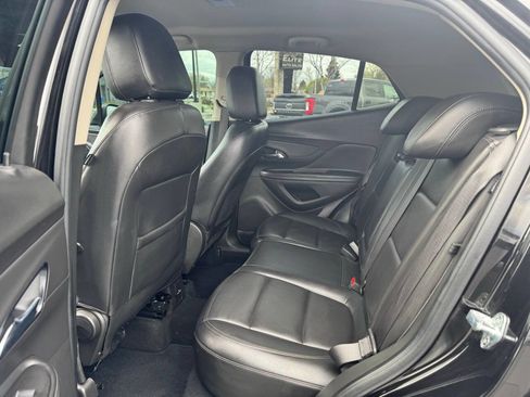 Used 2020 Buick Encore Essence AWD/4WD image 29
