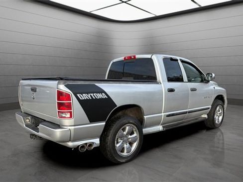 Used 2005 Dodge Ram 1500 Truck SLT w/ Daytona Edition Group image 2