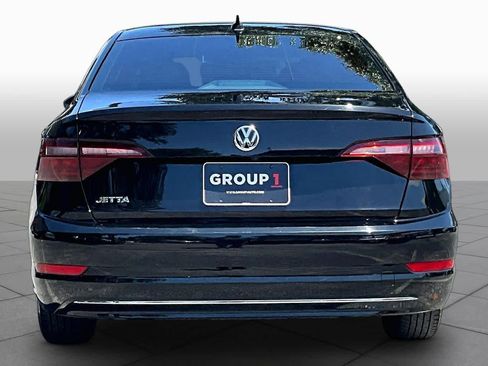 Used 2021 Volkswagen Jetta SE FWD image 5
