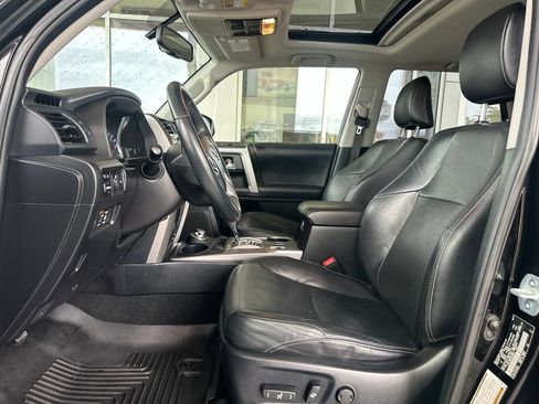 Used 2017 Toyota 4Runner Limited AWD/4WD image 11