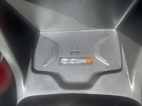 Used 2019 GMC Canyon SLT w/ Driver Alert Package image 17