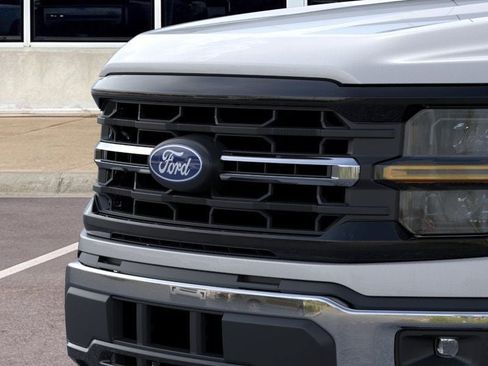 New 2026 Ford F150 XLT w/ XLT Chrome Appearance Package RWD image 17
