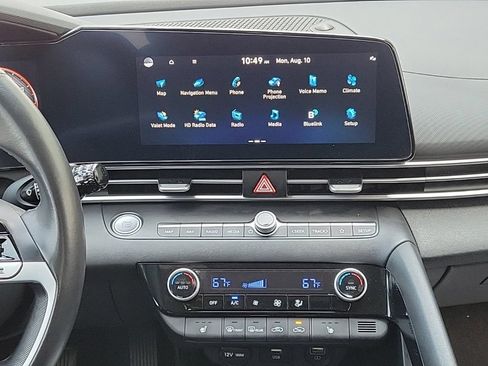 Used 2023 Hyundai Elantra SEL w/ Convenience Package FWD image 23