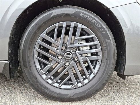 New 2026 Nissan Sentra SV w/ SV Convenience Package FWD image 31
