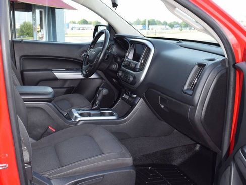 Used 2020 Chevrolet Colorado LT RWD image 47