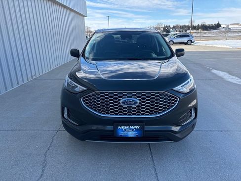 Used 2024 Ford Edge SEL w/ Convenience Package AWD/4WD image 2