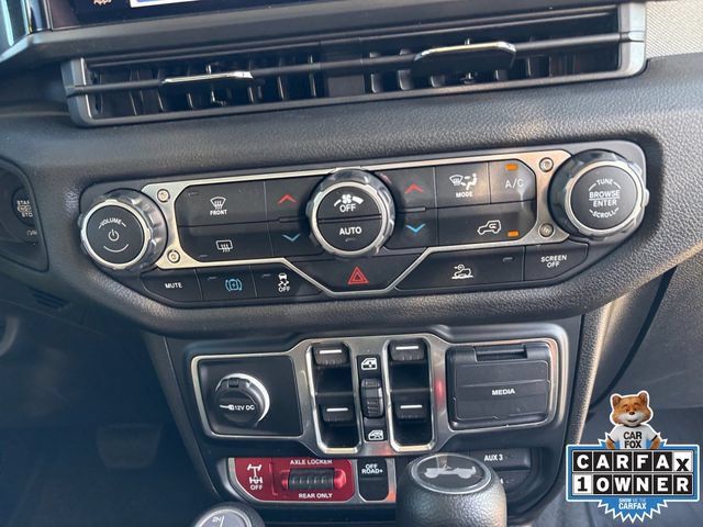 Used 2024 Jeep Wrangler Unlimited AWD/4WD image 4