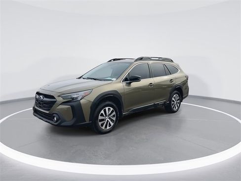 Certified 2025 Subaru Outback Premium w/ Popular Package #1A image 4