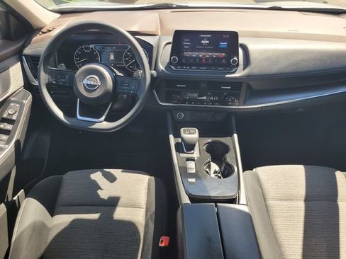 Used 2023 Nissan Rogue SV FWD image 14