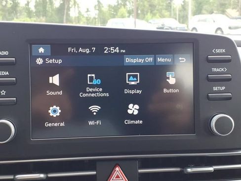 New 2026 Hyundai Elantra SE FWD image 25
