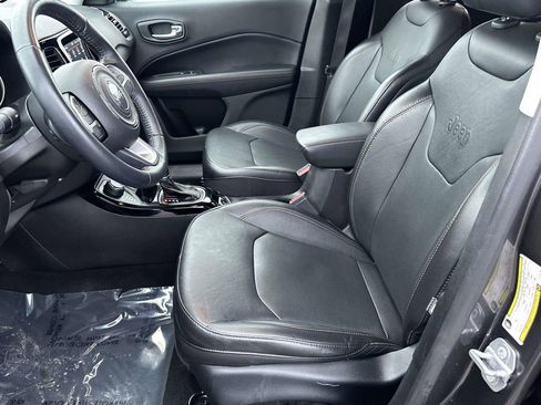 Used 2020 Jeep Compass Limited w/ Rear Convenience Group image 19