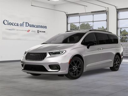 New 2026 Chrysler Pacifica Select