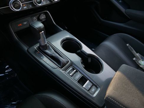 Used 2024 Honda Civic Sport image 22