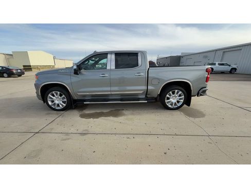 Certified 2024 Chevrolet Silverado 1500 High Country w/ High Country Premium Package AWD/4WD image 11