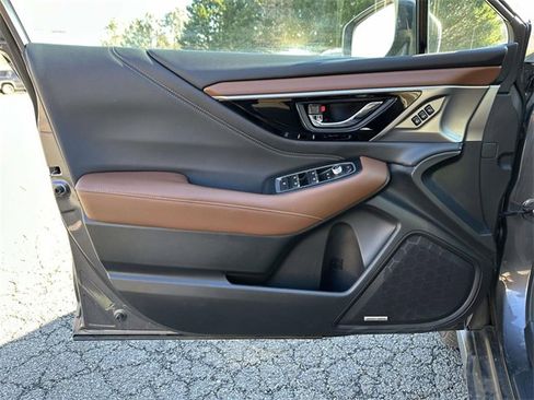 Used 2020 Subaru Outback Touring image 18