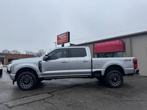 Used 2024 Ford F350 Platinum image 6