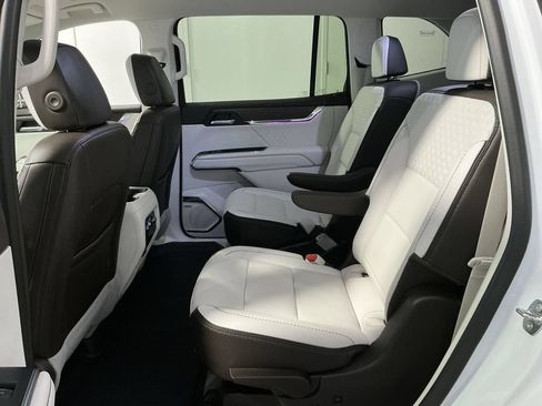 Used 2024 GMC Acadia Denali w/ LPO, Floor Liner Package AWD/4WD image 23
