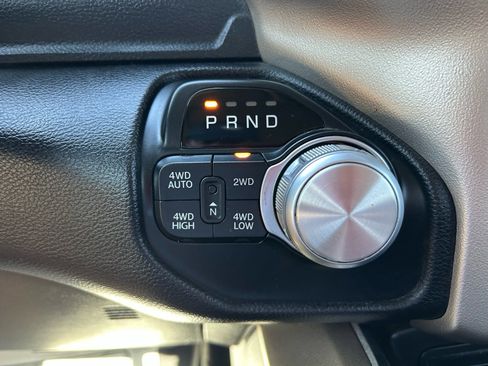 Used 2019 RAM 1500 Laramie AWD/4WD image 27