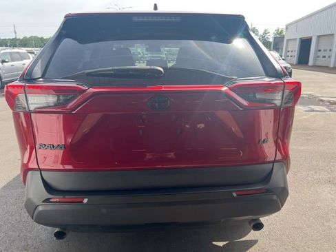 Used 2023 Toyota RAV4 LE FWD image 11