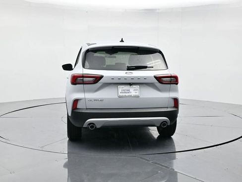 New 2026 Ford Escape Active image 9