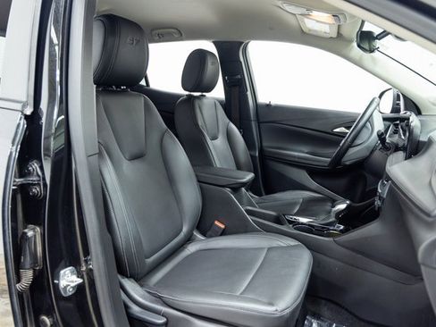 Used 2024 Buick Encore GX Sport Touring image 27