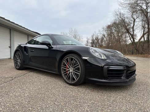 Certified 2019 Porsche 911 Turbo AWD/4WD image 15
