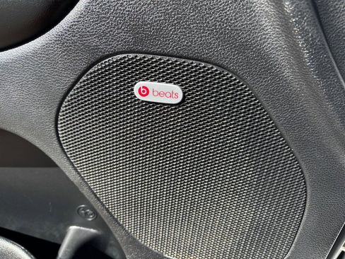 Used 2016 Dodge Durango Limited w/ Premium Group image 17