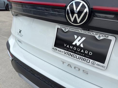 New 2026 Volkswagen Taos SEL AWD/4WD image 5