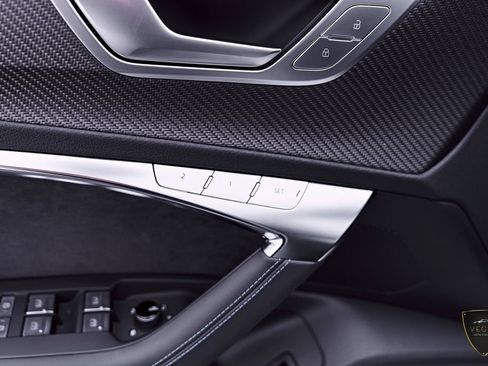 Used 2025 Audi RS 6 performance AWD/4WD image 43