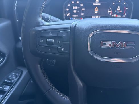 Used 2024 GMC Sierra 2500 AT4 w/ AT4 Premium Plus Package AWD/4WD image 19