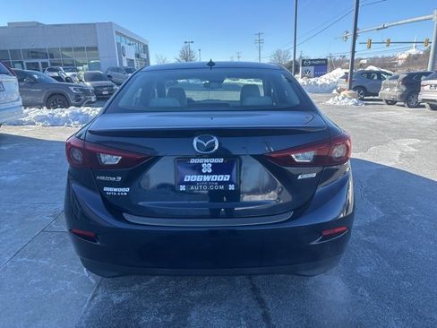 Used 2018 MAZDA MAZDA3 Grand Touring image 5