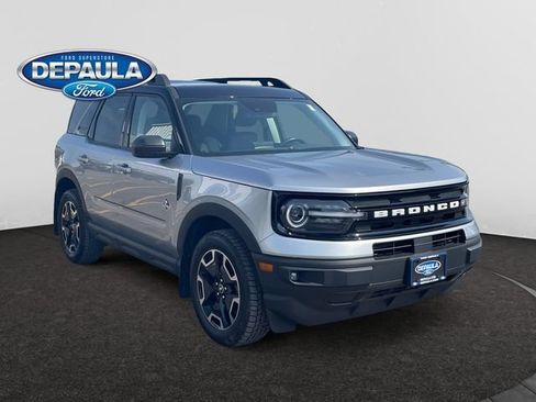 Used 2023 Ford Bronco Sport Outer Banks w/ Tech Package AWD/4WD image 9