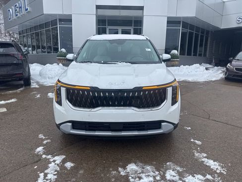 New 2026 Kia Carnival EX image 2