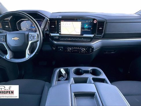 Used 2025 Chevrolet Silverado 1500 LT image 15