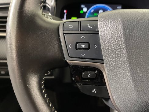 Certified 2025 Toyota Camry SE FWD image 26