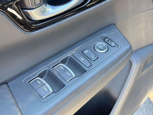 Used 2025 Honda CR-V EX-L image 19