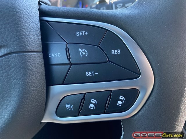 New 2027 Chrysler Pacifica Select AWD/4WD image 18