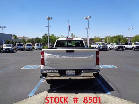 Used 2025 Chevrolet Silverado 1500 W/T RWD image 4