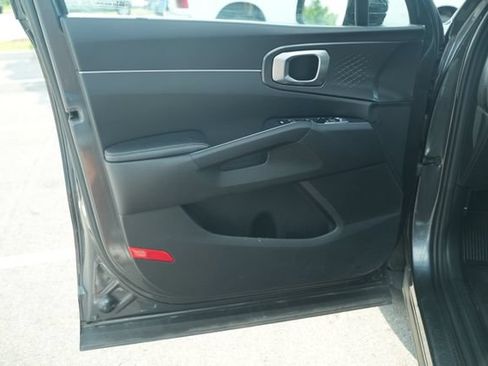 Used 2023 Kia Sorento S FWD image 13