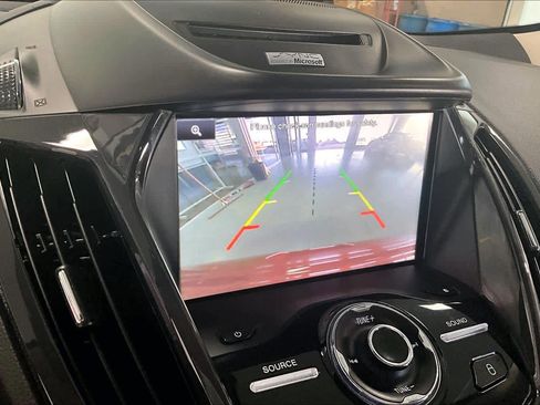 Used 2014 Ford Escape Titanium image 24