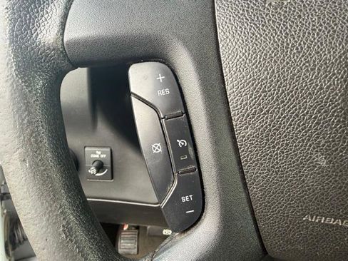 Used 2018 Chevrolet Express 3500 LT w/ LT Preferred Equipment Group image 18